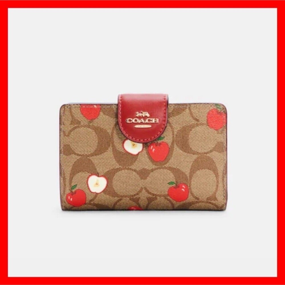 COACH MEDIUM CORNER ZIP WALLET IN SIGNATURE CANVAS WITH APPLE PRINT NWT
